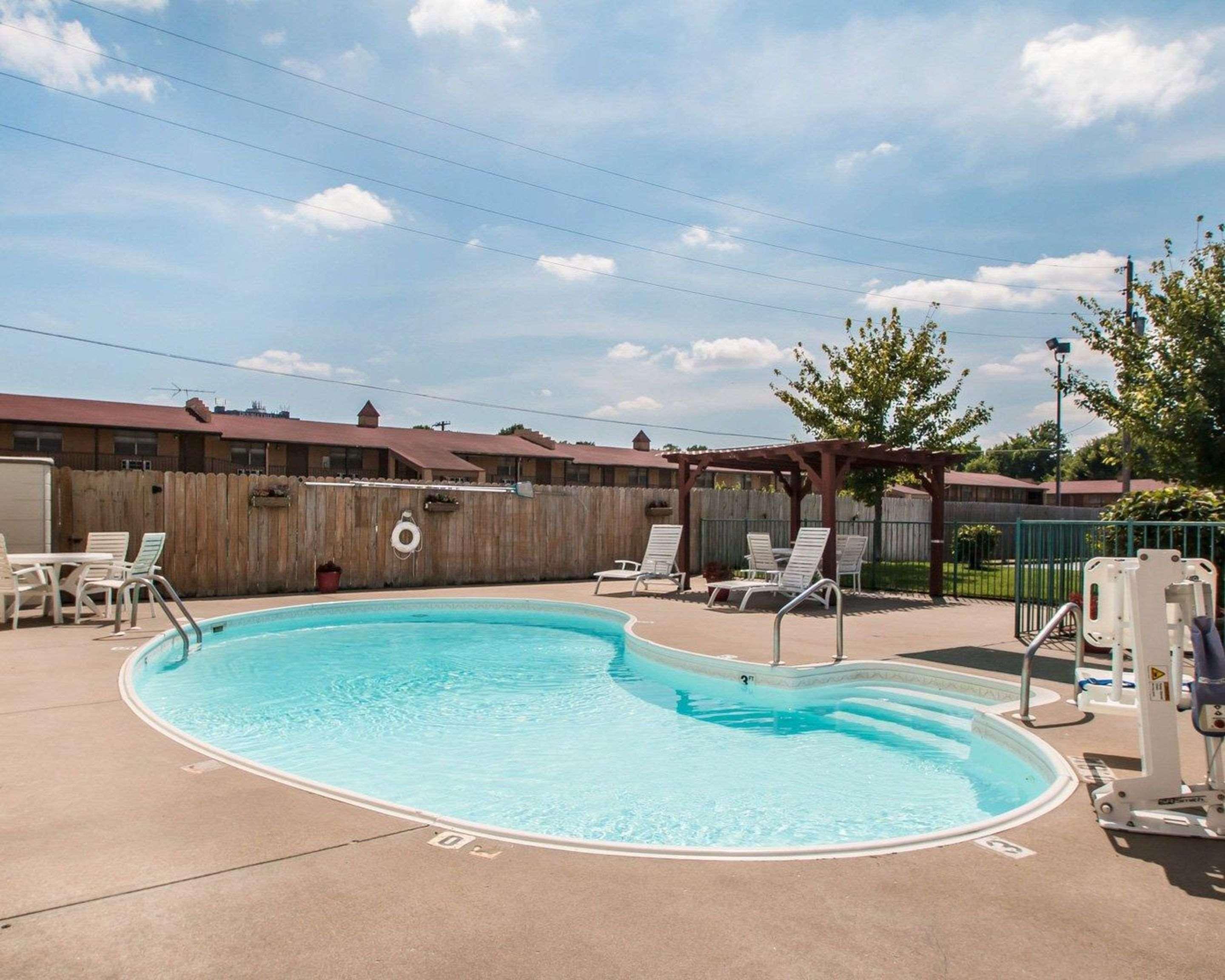 Econo Lodge Springfield I-44 Exterior foto